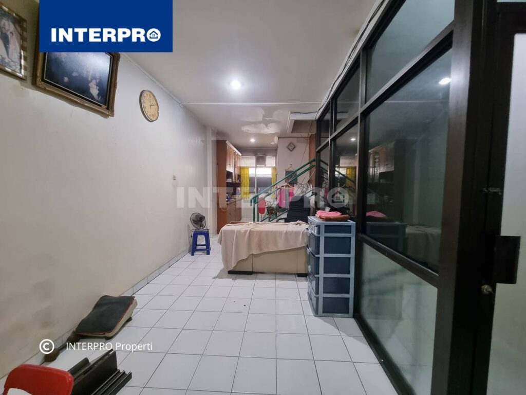 Ruko 3 Lantai Taman Ratu Luas Tanah 72m2 Interpro Properti