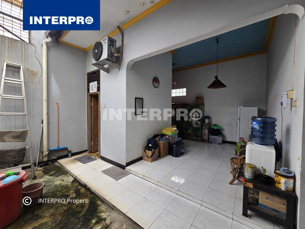 Rumah Dijual Komplek Kav Dki Meruya LT 187m2 Lokasi Strategis