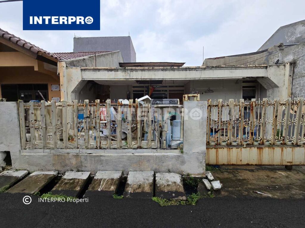 Rumah Dijual Hitung Tanah Taman Meruya Ilir Lt M