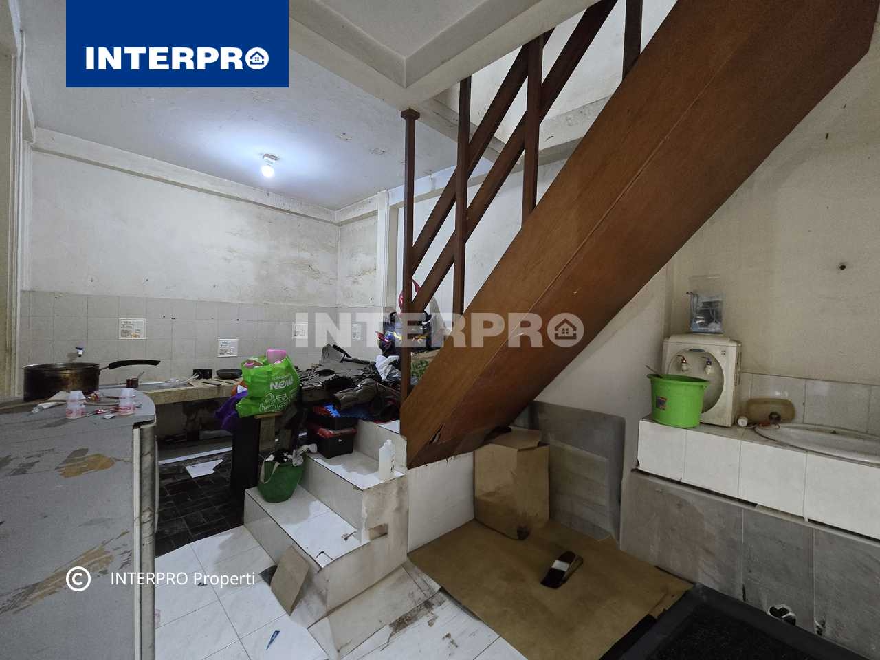 Rumah Dijual Hitung Tanah Taman Meruya Ilir Lt M