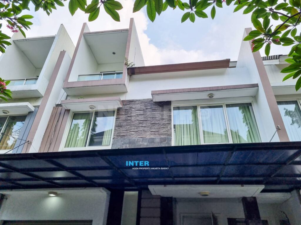 Rumah Dijual Patal Senayan Golf