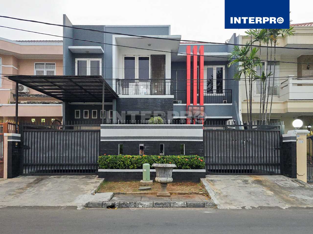 Rumah Dijual Taman Villa Meruya - LT 200m2 - INTERPRO